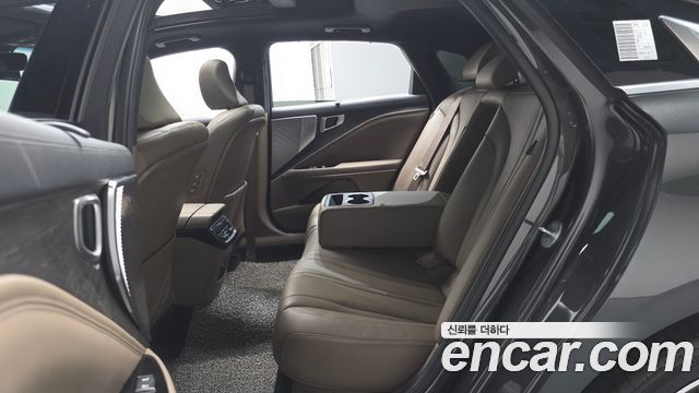 Kia K8 2023 — photo 18