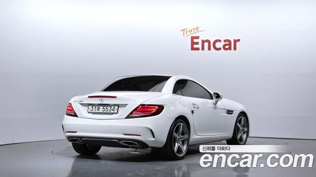 Mercedes-Benz SLC-Class 2018 — photo 2