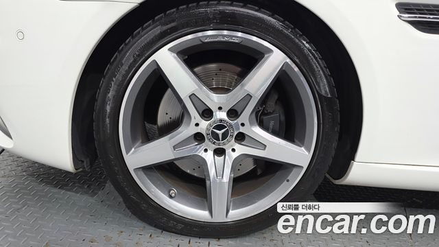 Mercedes-Benz SLC-Class 2018 — photo 5