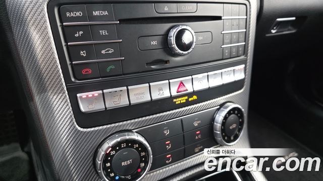 Mercedes-Benz SLC-Class 2018 — photo 30