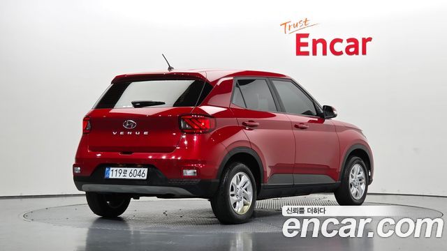 Hyundai Venue 2020 — photo 2