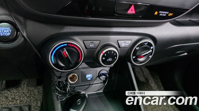 Hyundai Venue 2020 — photo 23