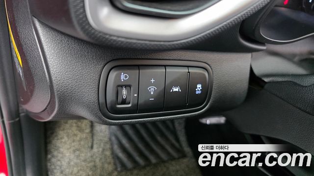 Hyundai Venue 2020 — photo 24