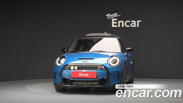 Mini Cooper 2022 — photo 3
