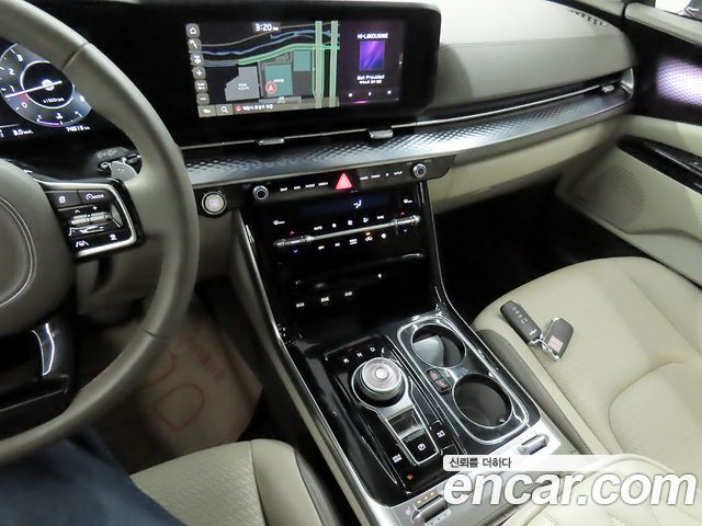 Kia Canival 2023 — photo 12