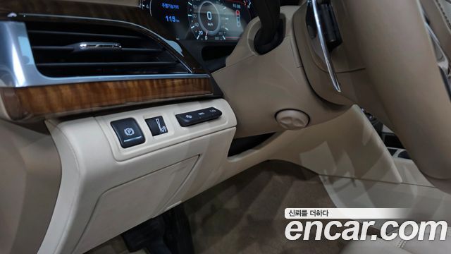 Cadillac CT6 2019 — photo 25