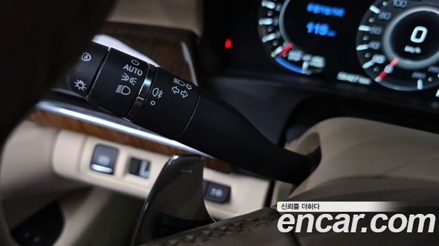 Cadillac CT6 2019 — photo 28