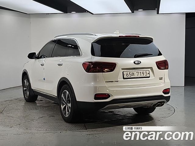 Kia Sorento 2018 — photo 3
