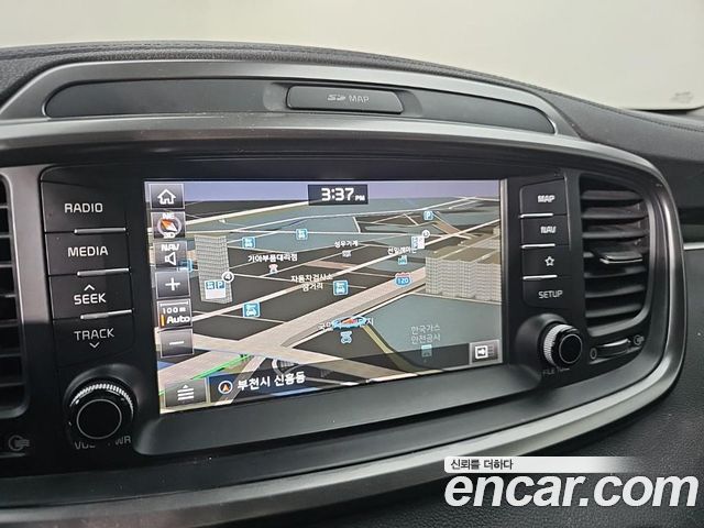 Kia Sorento 2018 — photo 13