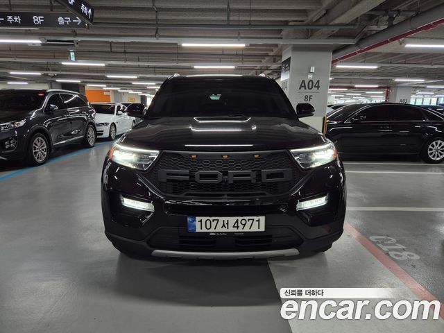 Ford Explorer 2023 — photo 3