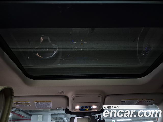 Ford Explorer 2023 — photo 13