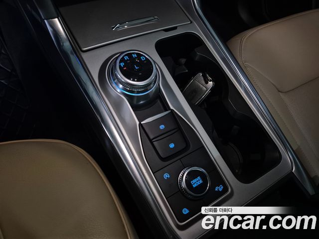Ford Explorer 2023 — photo 16