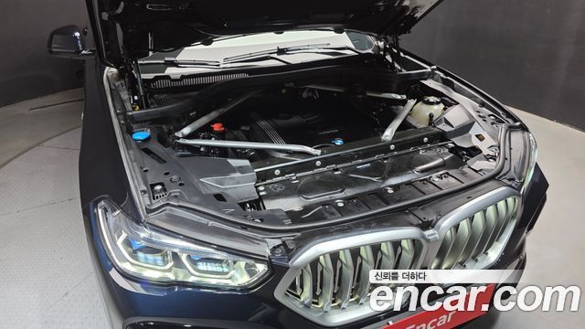 BMW X6 2021 — photo 6
