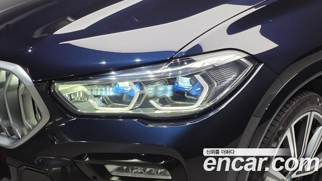 BMW X6 2021 — photo 8
