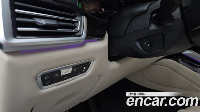 BMW X6 2021 — photo 29