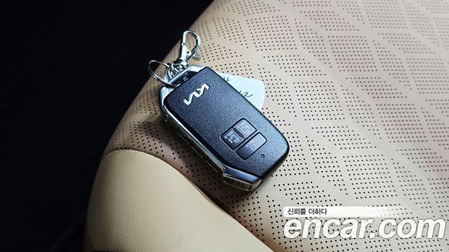 Kia Canival 2022 — photo 23