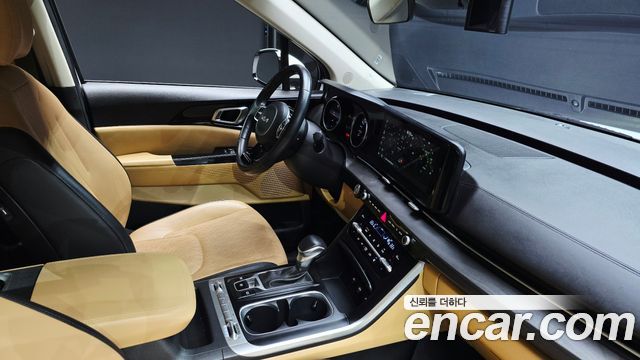 Kia Canival 2022 — photo 26