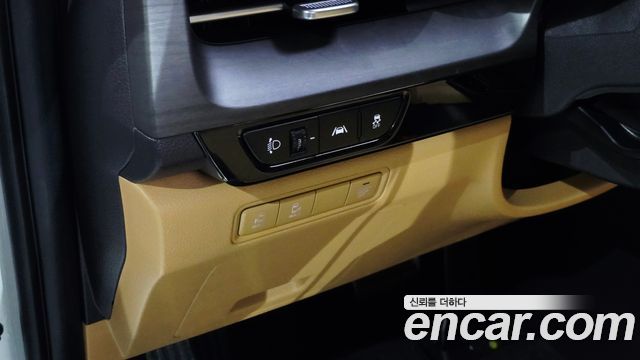 Kia Canival 2022 — photo 28