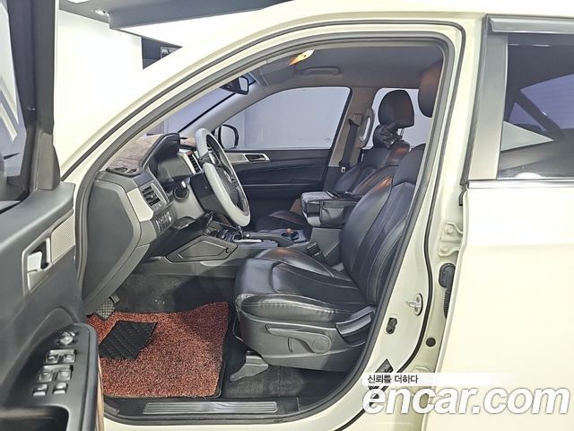 KG Mobility Rexton 2018 — photo 11