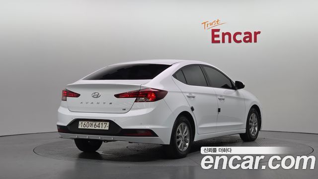 Hyundai AVANTE 2019 — photo 2