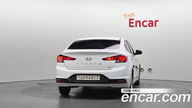Hyundai AVANTE 2019 — photo 4