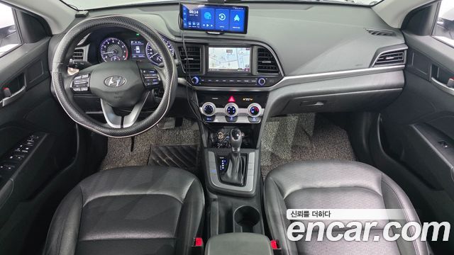 Hyundai AVANTE 2019 — photo 7