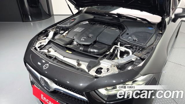 Mercedes-Benz CLS-Class 2020 — photo 6