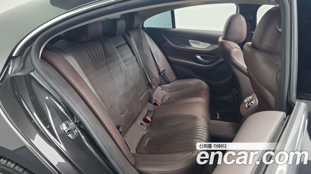Mercedes-Benz CLS-Class 2020 — photo 17
