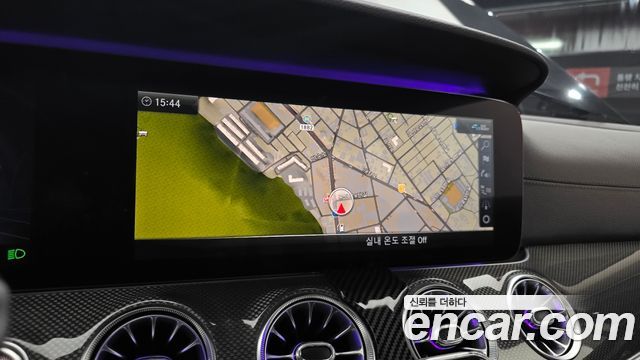 Mercedes-Benz CLS-Class 2020 — photo 20