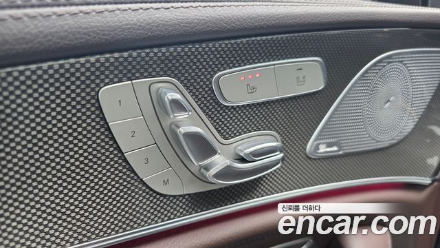 Mercedes-Benz CLS-Class 2020 — photo 25