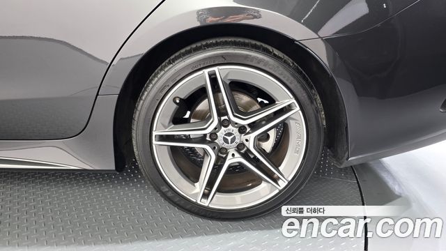 Mercedes-Benz CLS-Class 2020 — photo 7