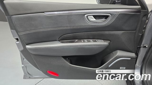 Renault Korea SM6 2016 — photo 14
