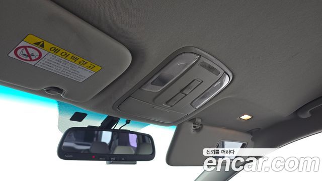 Kia Canival 2015 — photo 27