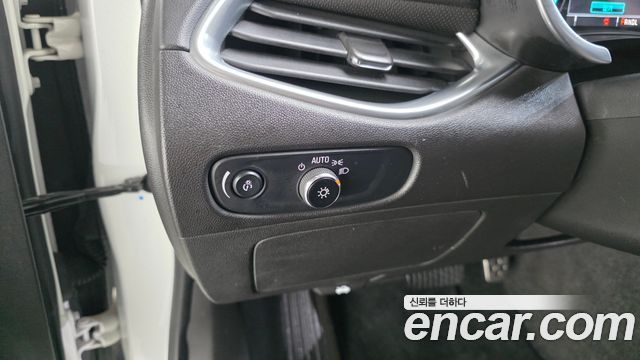 Chevrolet Korea Malibu 2017 — photo 16