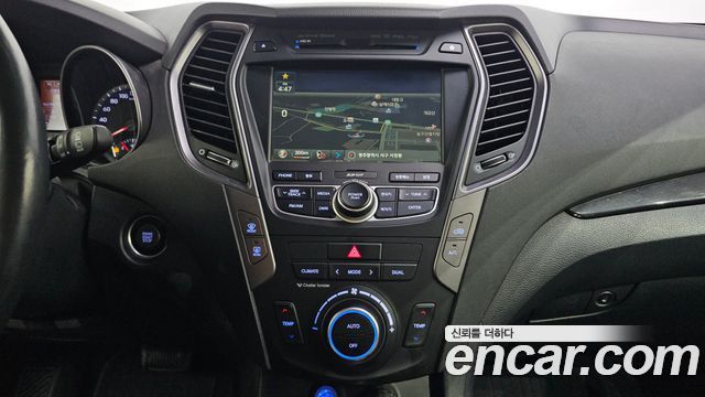Hyundai Santafe 2014 — photo 18