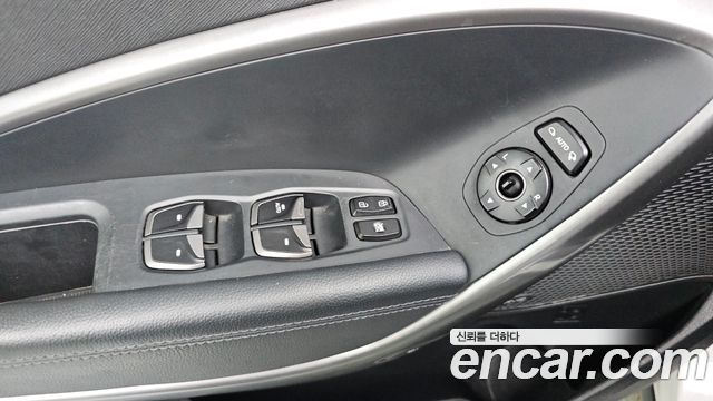 Hyundai Santafe 2014 — photo 27