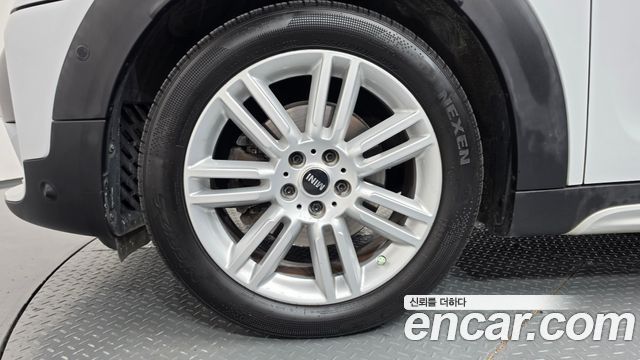 Mini Countryman 2020 — photo 5