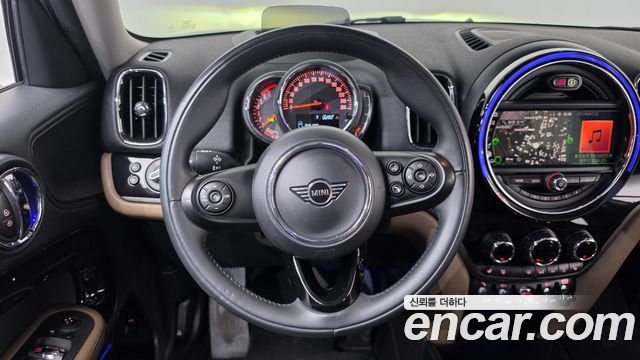 Mini Countryman 2020 — photo 13