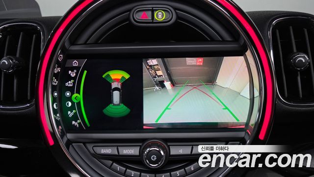 Mini Countryman 2020 — photo 15