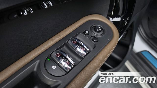 Mini Countryman 2020 — photo 16