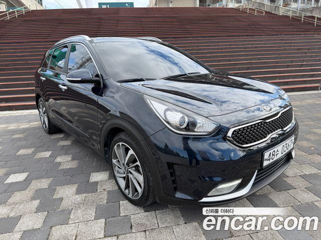 Kia Niro 2017 — photo 3