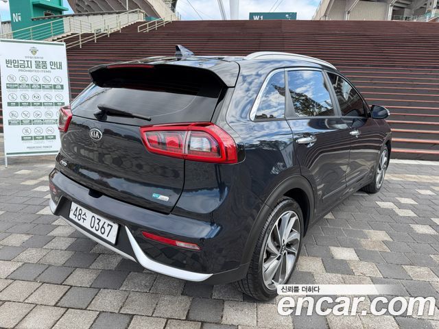 Kia Niro 2017 — photo 5
