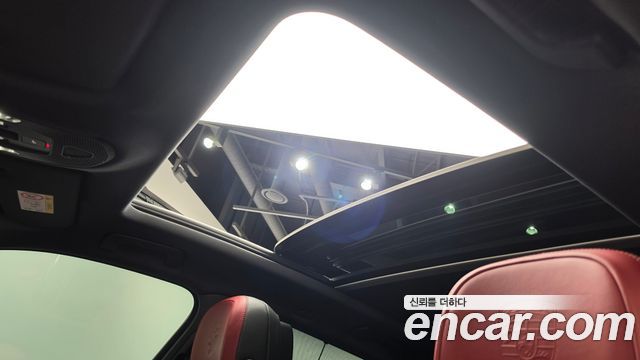 Porsche Cayenne 2025 — photo 22