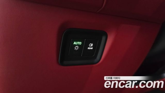 Porsche Cayenne 2025 — photo 23