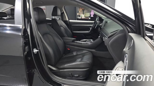 Hyundai Sonata 2021 — photo 17