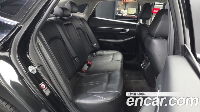 Hyundai Sonata 2021 — photo 18