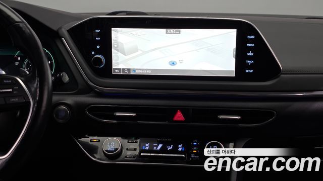 Hyundai Sonata 2021 — photo 21