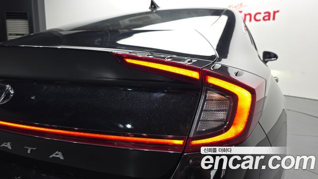 Hyundai Sonata 2021 — photo 9