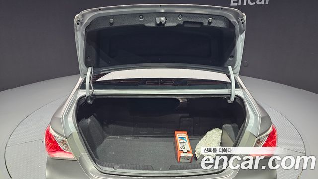 Hyundai Sonata 2012 — photo 19