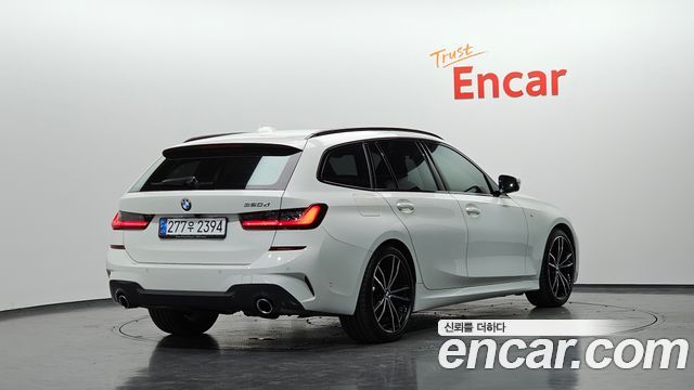 BMW 3-Series 2022 — photo 2